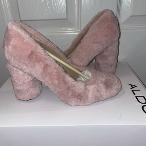 NWT ALDO BLUSH PINK FLUFFY HEELS | Sz 7.5